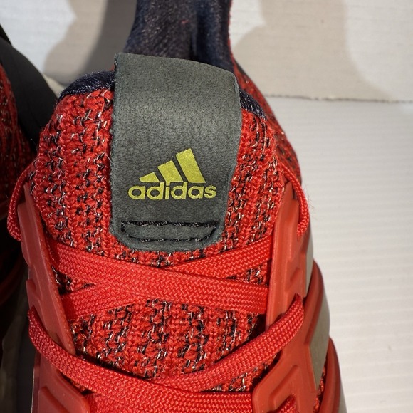 Adidas Ultra Boost 4.0 Sneakers Game of Thrones Women's Size 6.5 Red Black EUC - Picture 7 of 16